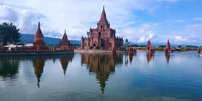 一寨两国风景区