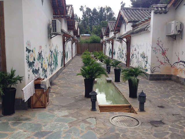 元江县热水塘温泉