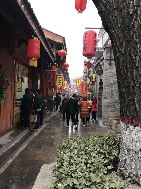 司徒小镇好玩吗