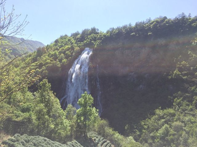 大别山彩虹瀑布