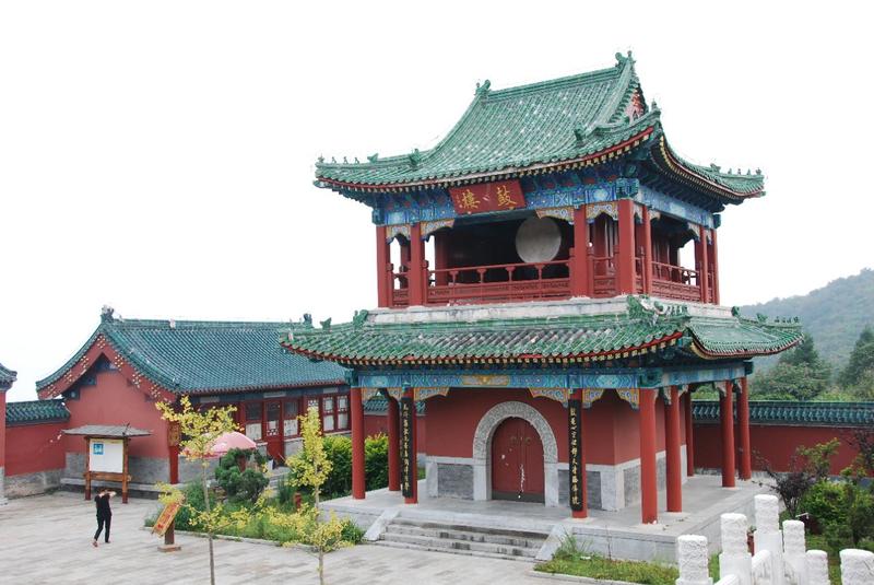 天门山在哪里属于哪个省