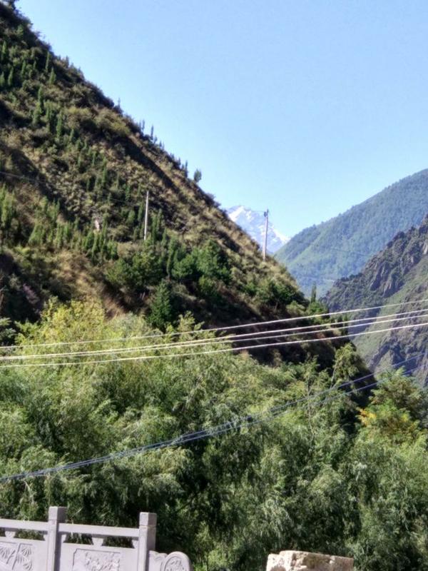 孟屯河谷下雪了吗