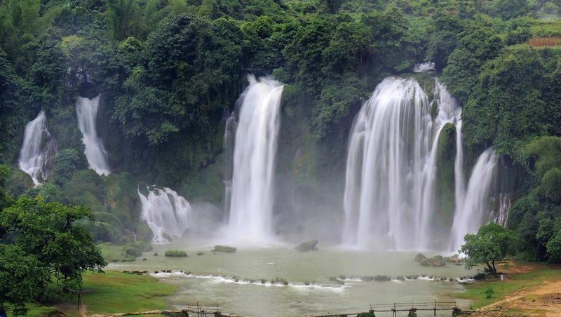 德天大瀑布图片