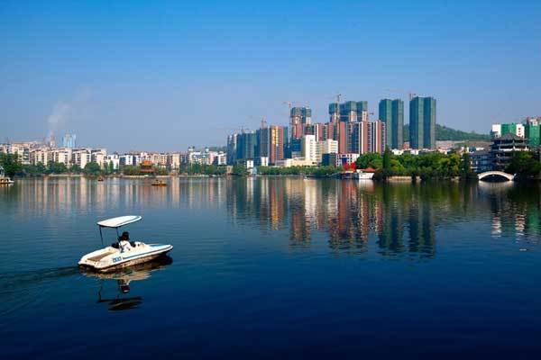 我国著名四大名湖