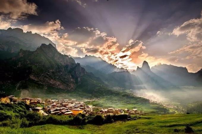 扎尕那景区海拔多少