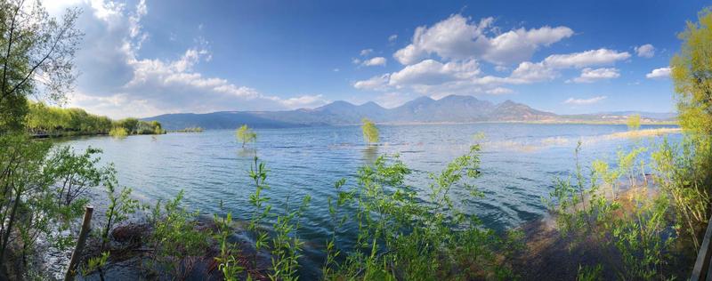 拉市海必玩三个景点