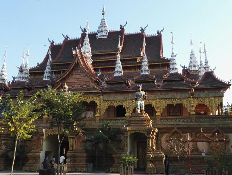 曼迈龙佛寺简介