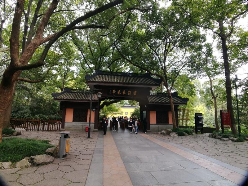 杭州灵隐寺停车攻略