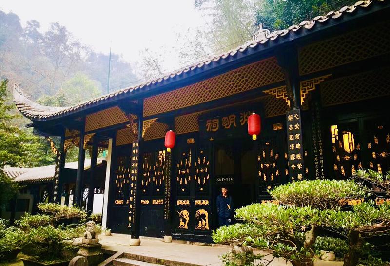 桃花源古镇荒废了吗