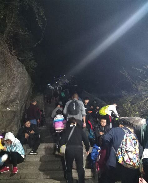 泰山晚上爬安全吗