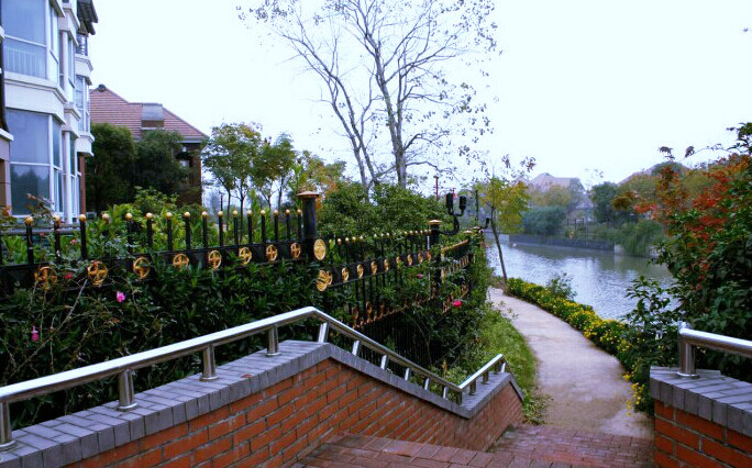 泰晤士小镇景点介绍