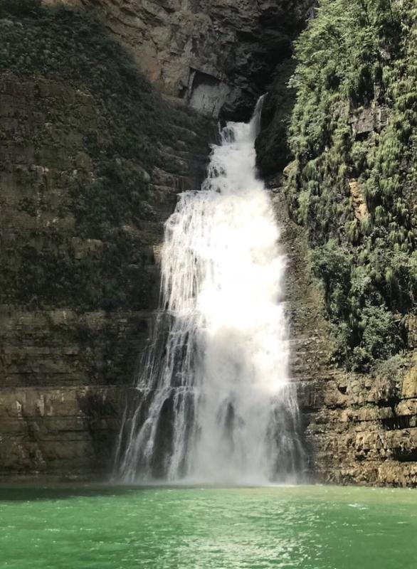 清江大峡谷简介
