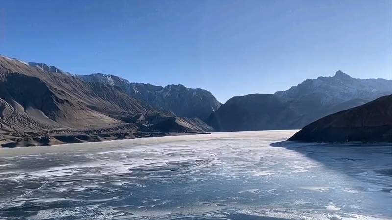 班迪尔蓝湖百度百科