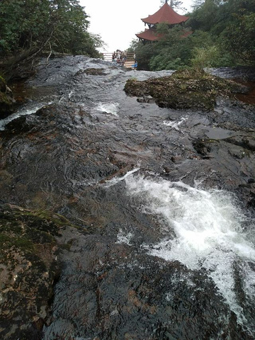 瓦屋山和西岭雪山哪个好玩