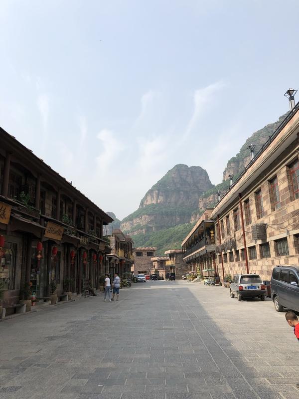 石板岩几月份去好