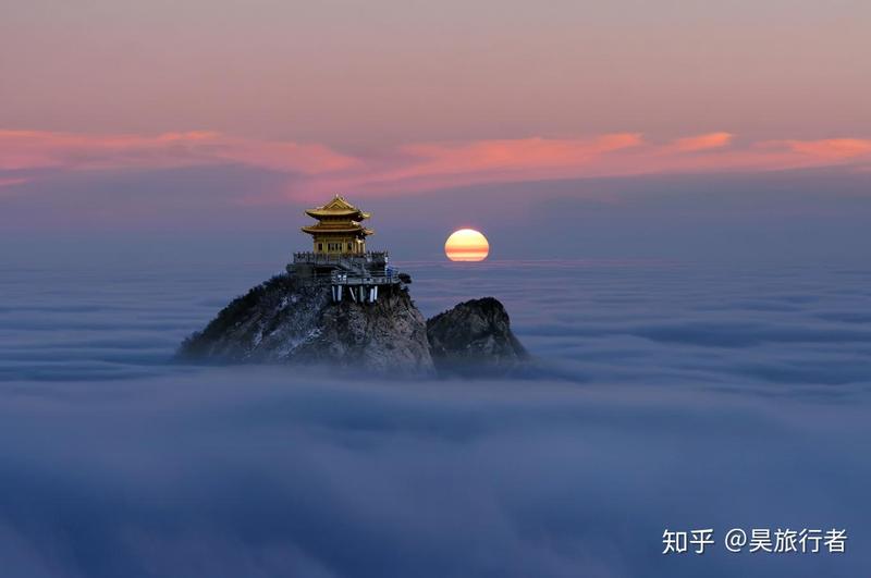 老君山中灵索道和云景索道距离远吗
