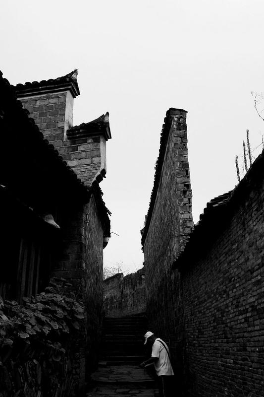 英谈古寨在什么地方