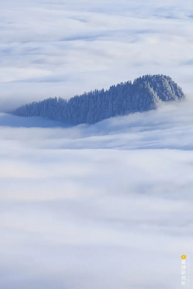 西岭雪山云海