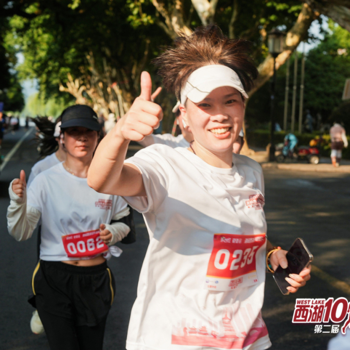 西湖跑步一圈多少公里
