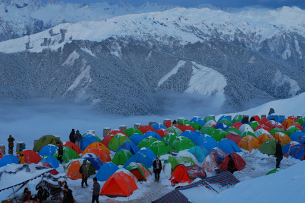 达瓦更扎海拔多少米