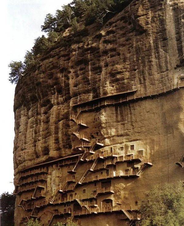 麦积山石窟海拔